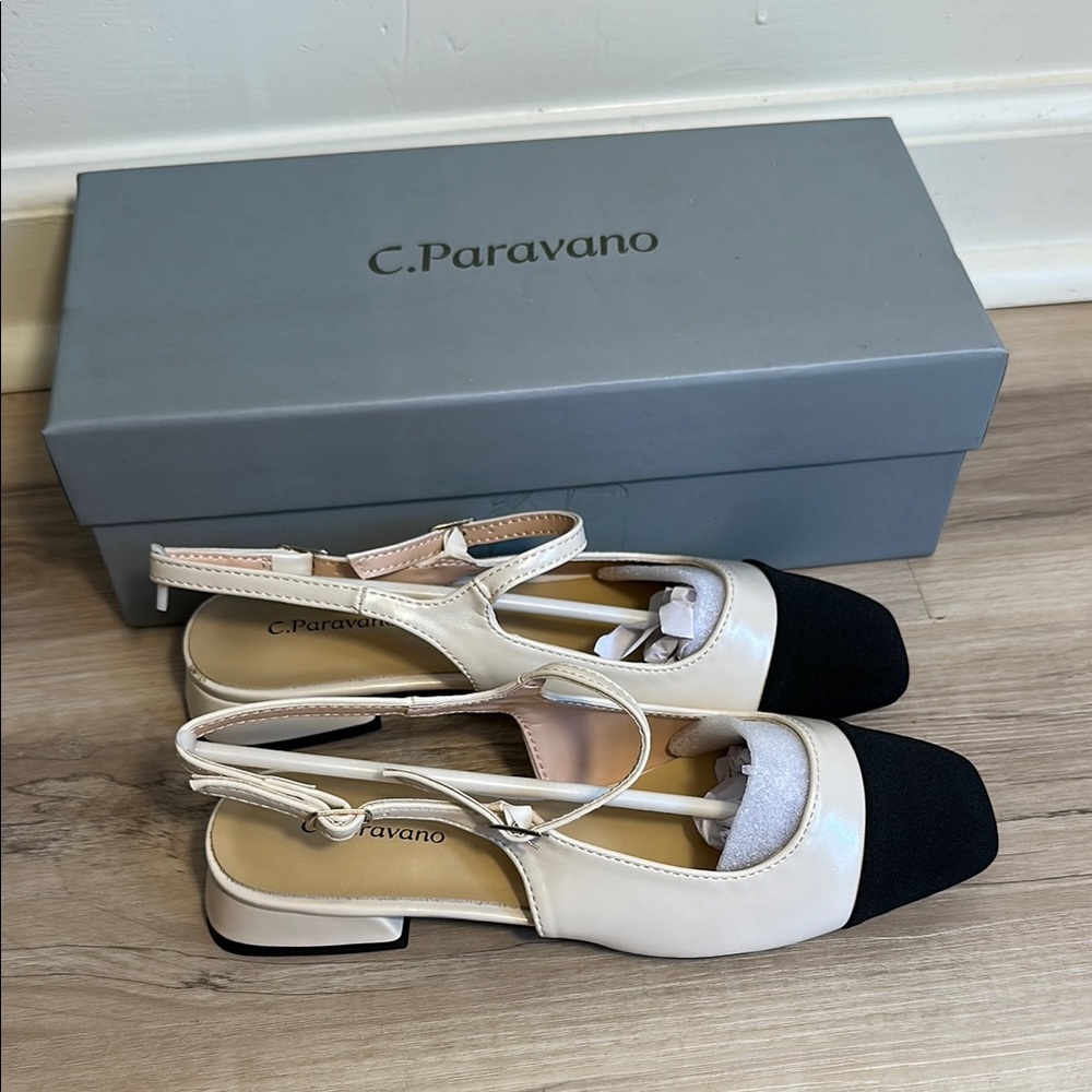 Women's Cream and Black Flats